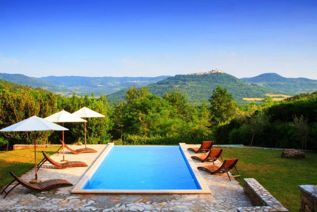 Villa Bazjaki - Beautiful Stone Villa In Istria With Private Pool Livade Luaran gambar